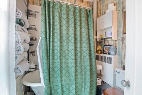 7 Porter Street Paris ME 04281