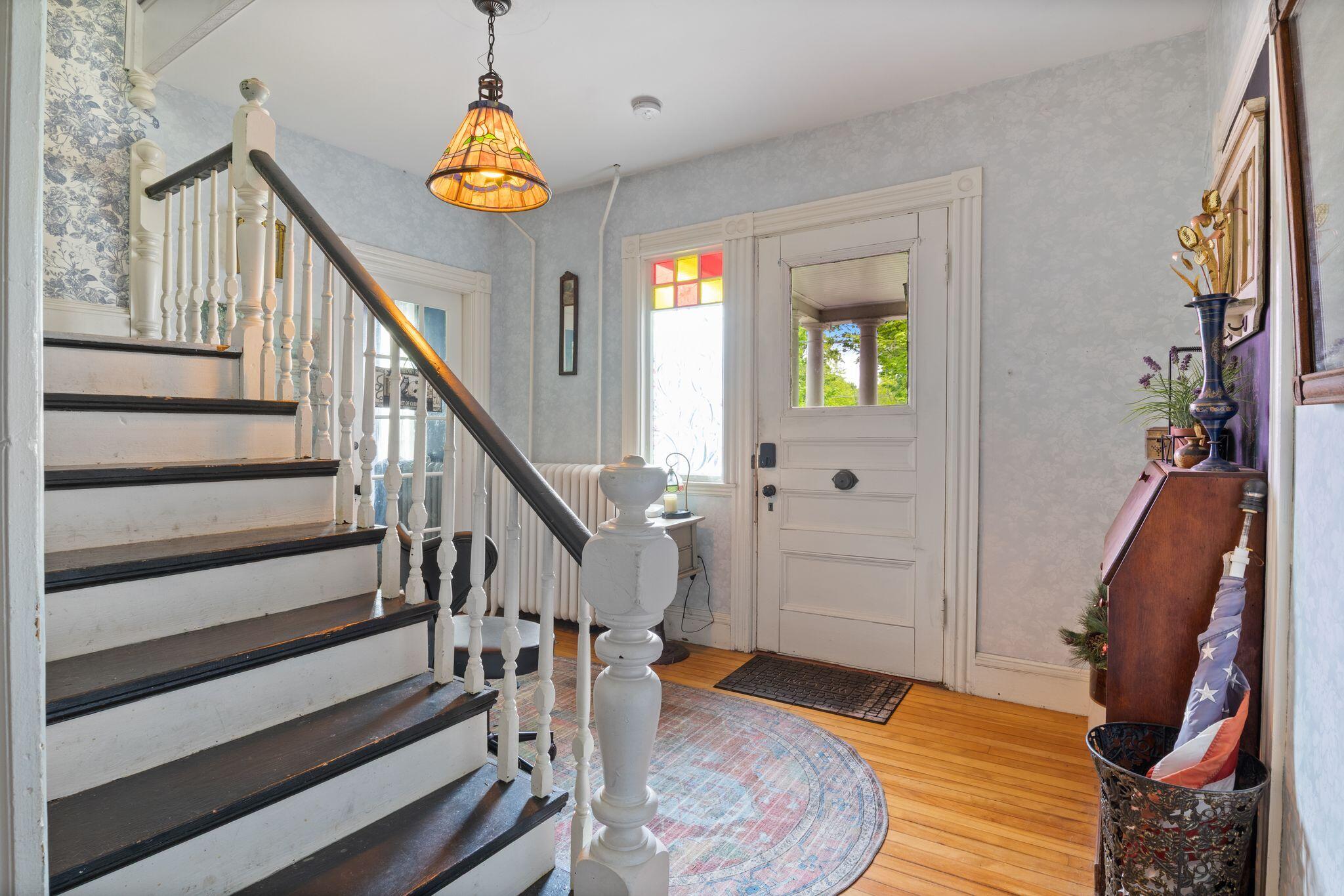 7 Porter Street Paris ME 04281