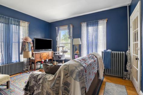 7 Porter Street Paris ME 04281