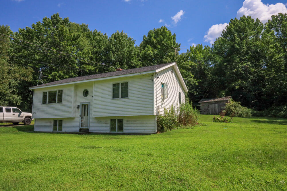 25 Carter Road Etna ME 04434