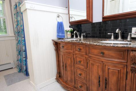 25 Carter Road Etna ME 04434