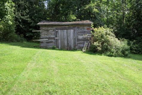 25 Carter Road Etna ME 04434