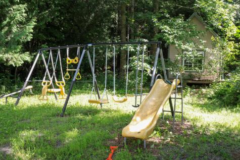 25 Carter Road Etna ME 04434