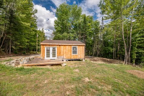 8 Magnolia Lane Starks ME 04911