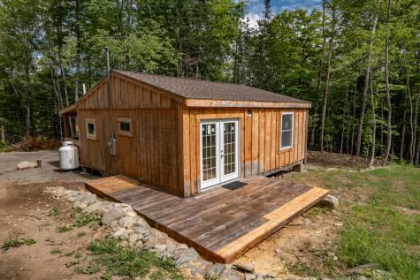 8 Magnolia Lane Starks ME 04911