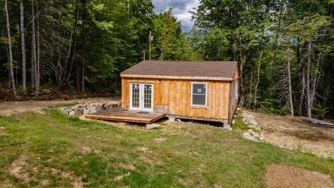 8 Magnolia Lane Starks ME 04911