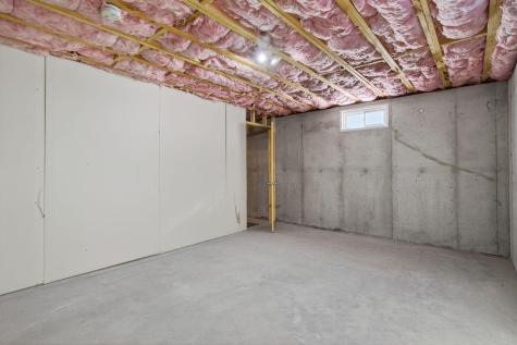 26 Orioles Way Sanford ME 04073