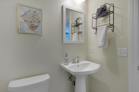 18 Mccann Way Scarborough ME 04074