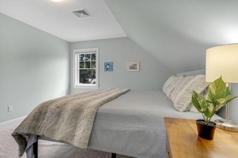 18 Mccann Way Scarborough ME 04074