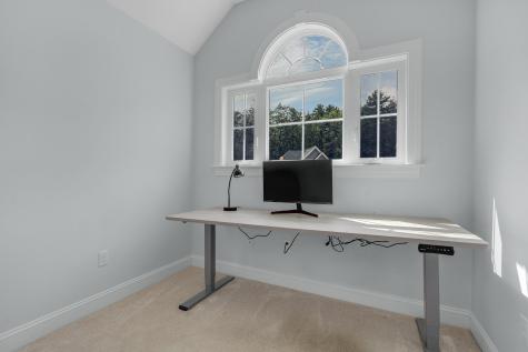 18 Mccann Way Scarborough ME 04074