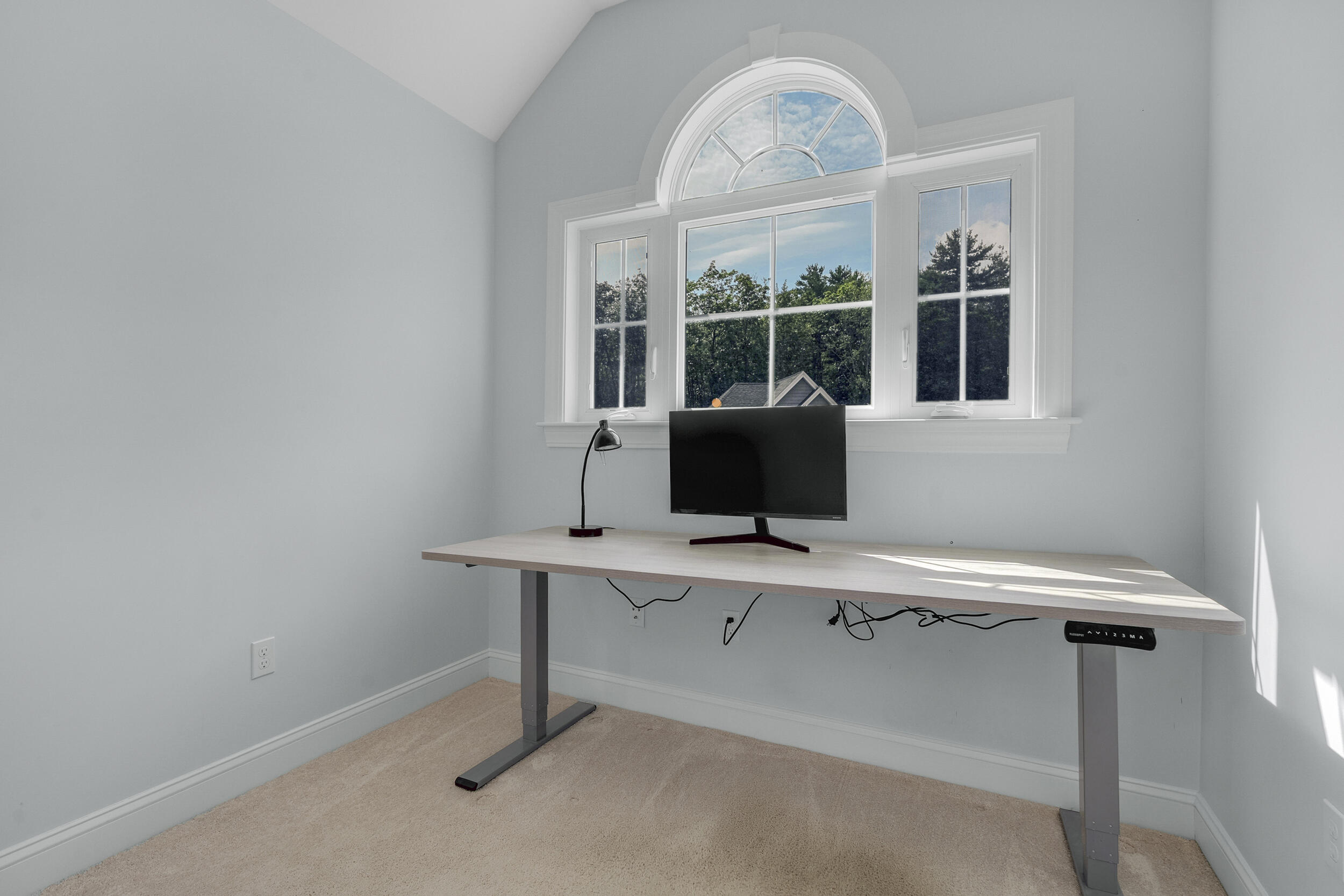 18 Mccann Way Scarborough ME 04074