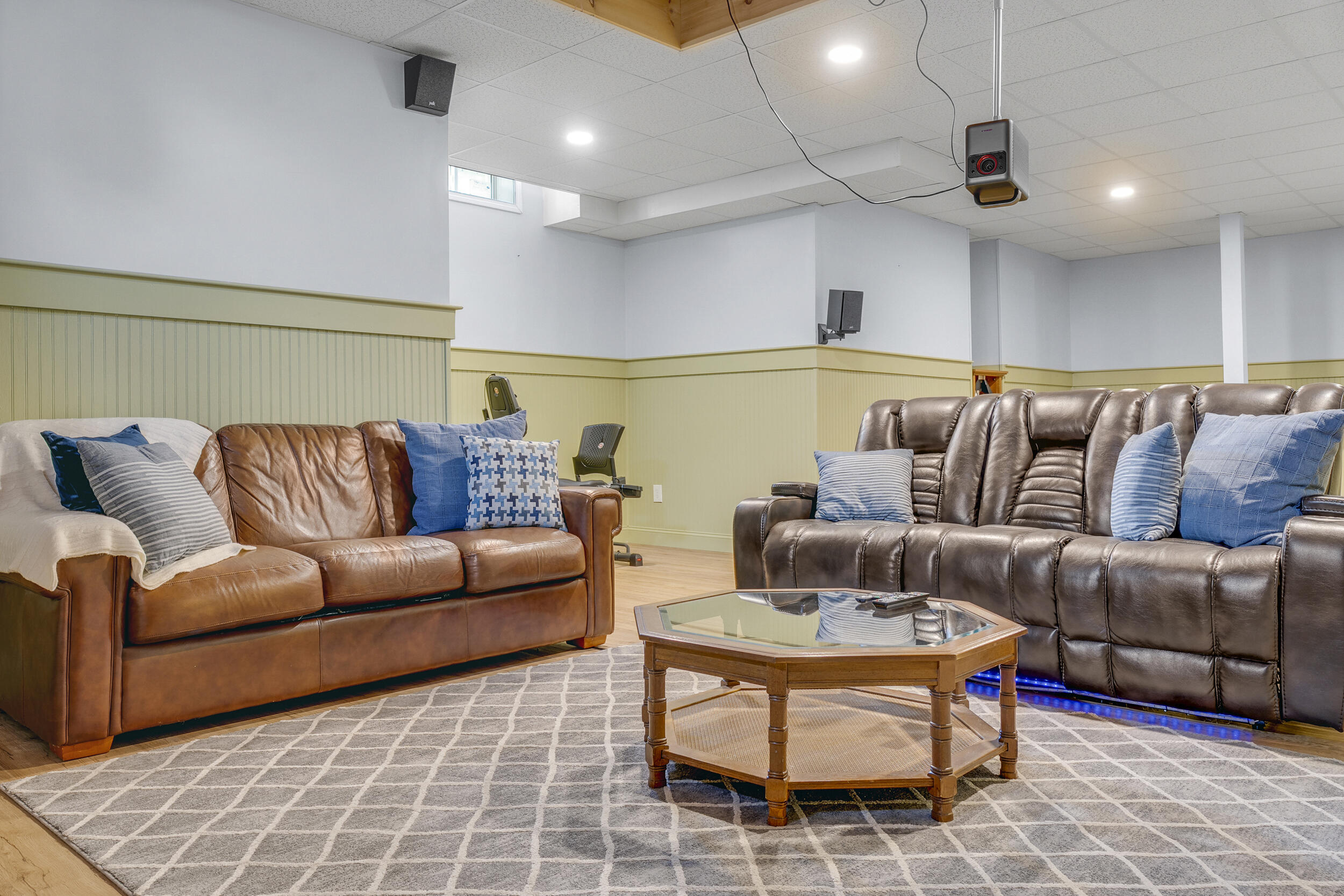 18 Mccann Way Scarborough ME 04074