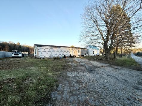 388 Bog Road Vassalboro ME 04989