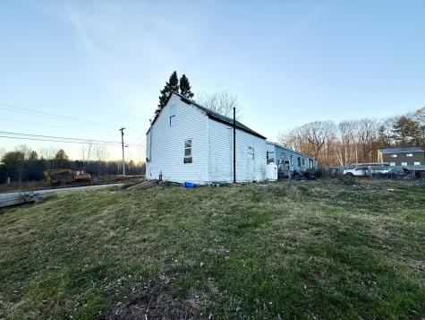 388 Bog Road Vassalboro ME 04989