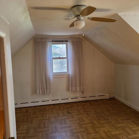 31 Vivian Street Auburn ME 04210