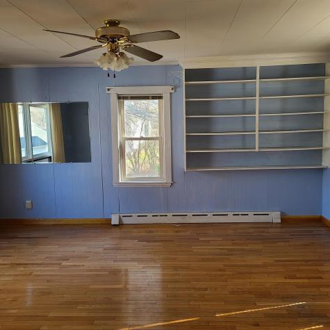 31 Vivian Street Auburn ME 04210