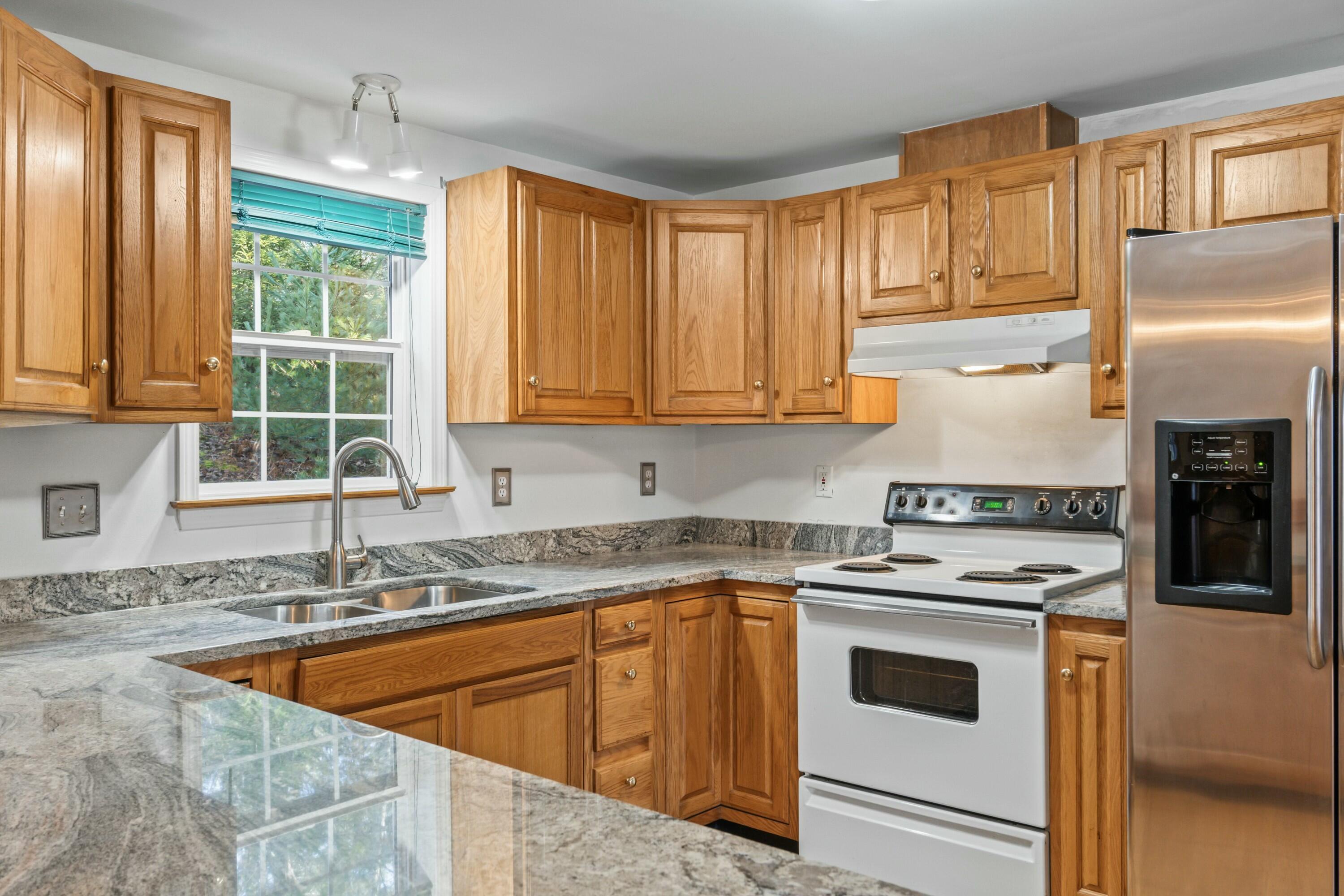 39 Henry Road Georgetown ME 04548