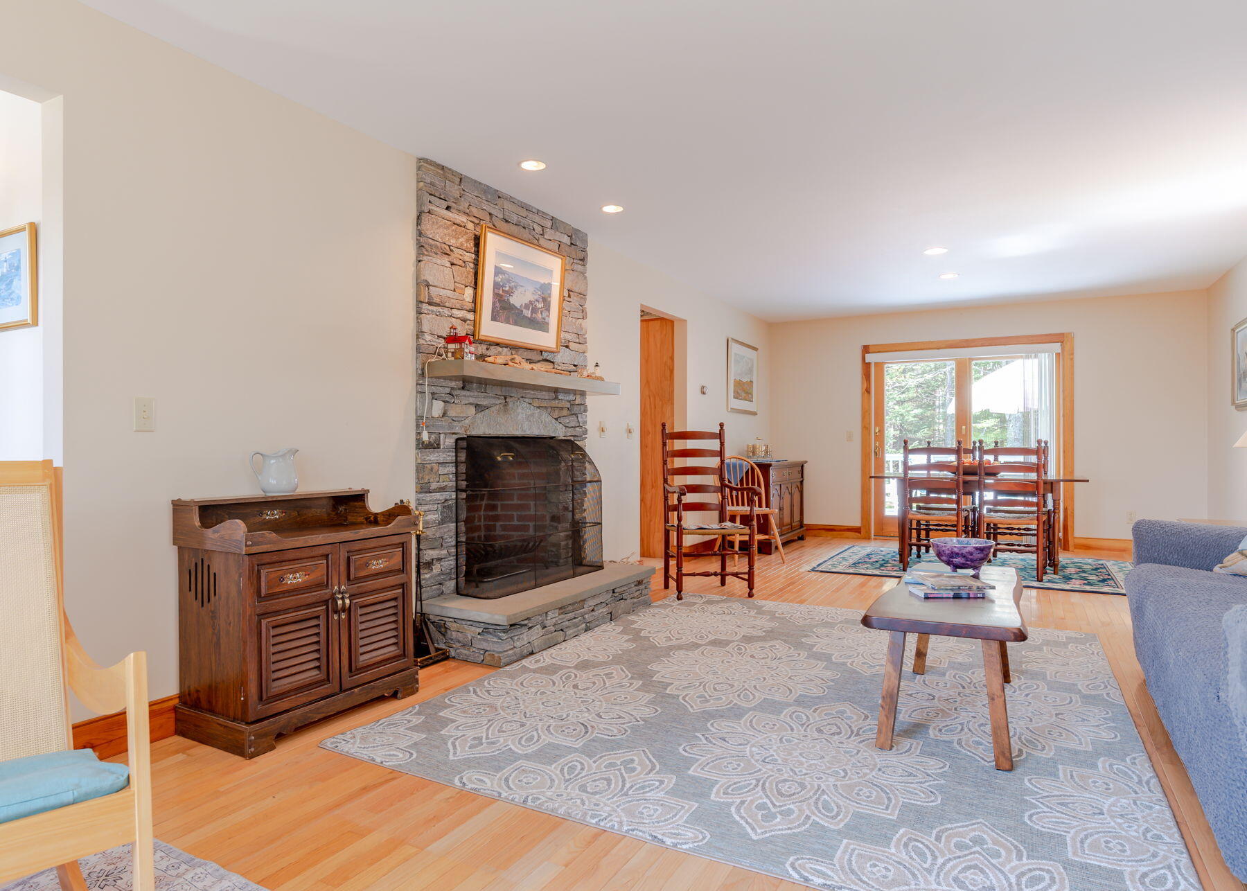 20 Ocean Side Lane Bristol ME 04554