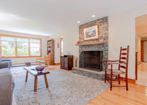 20 Ocean Side Lane Bristol ME 04554