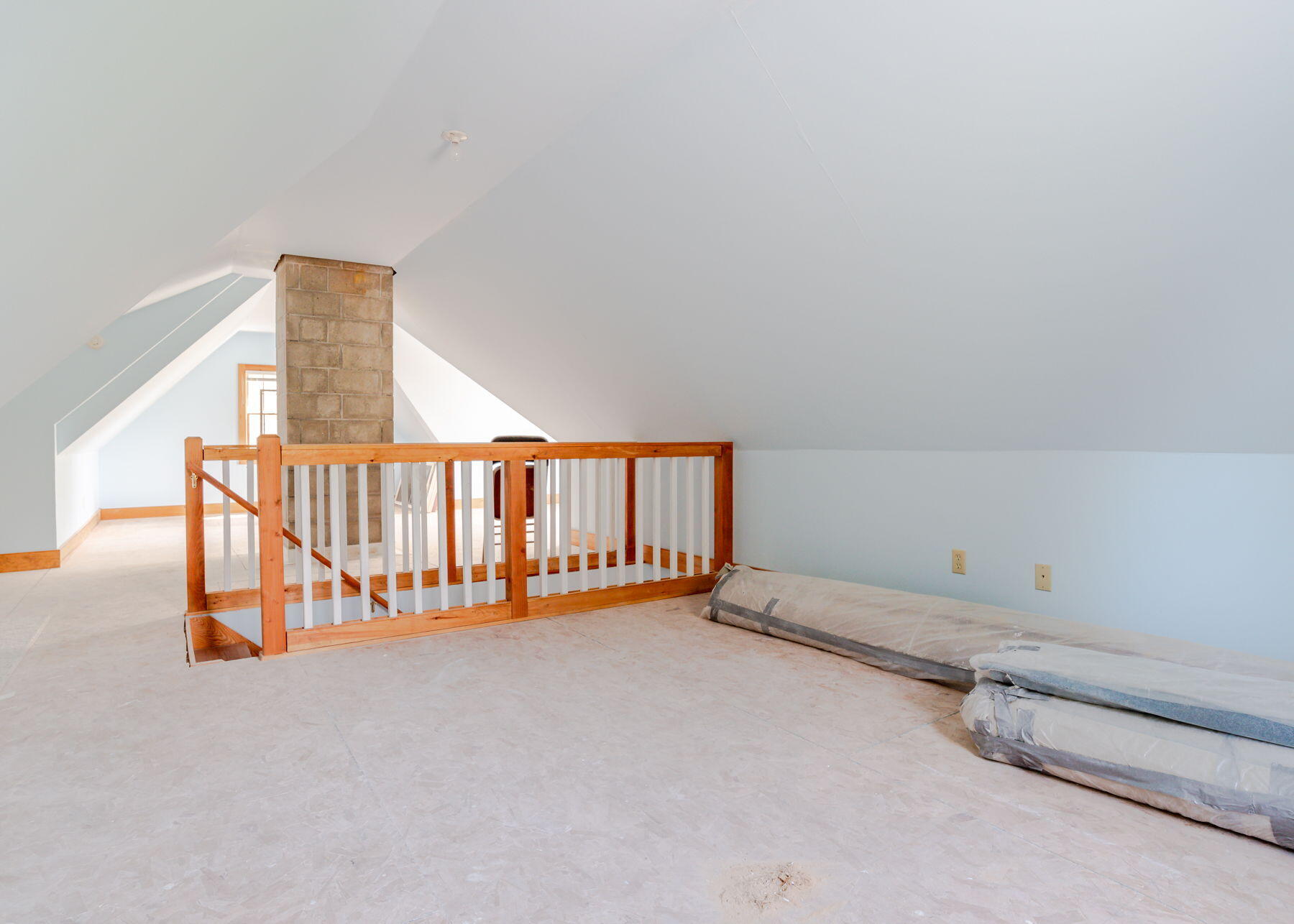 20 Ocean Side Lane Bristol ME 04554