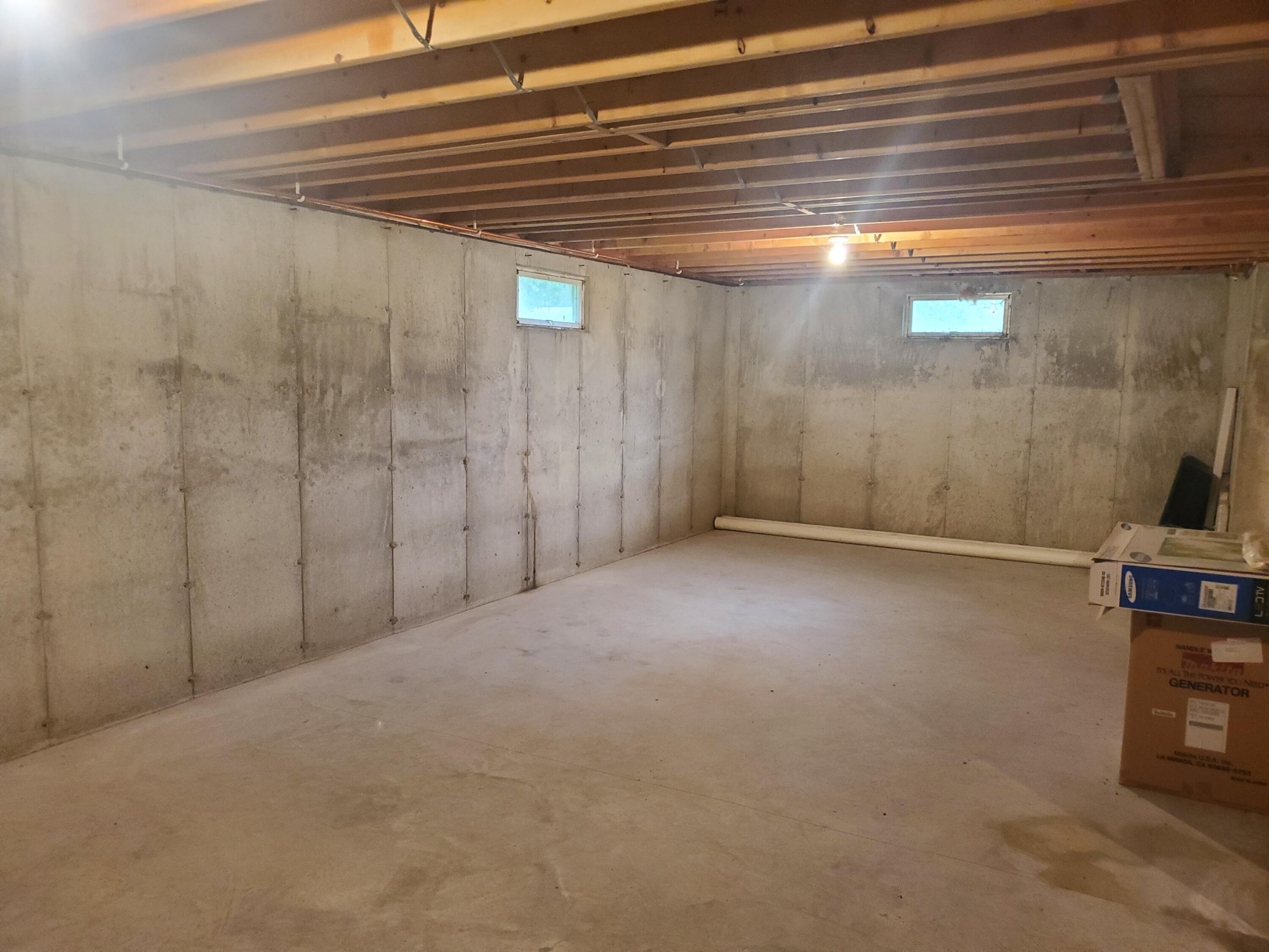 20 Ocean Side Lane Bristol ME 04554