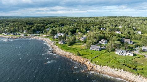 20 Ocean Side Lane Bristol ME 04554