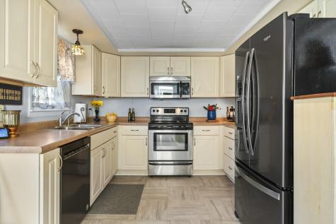 54 Hicks Road Augusta ME 04330