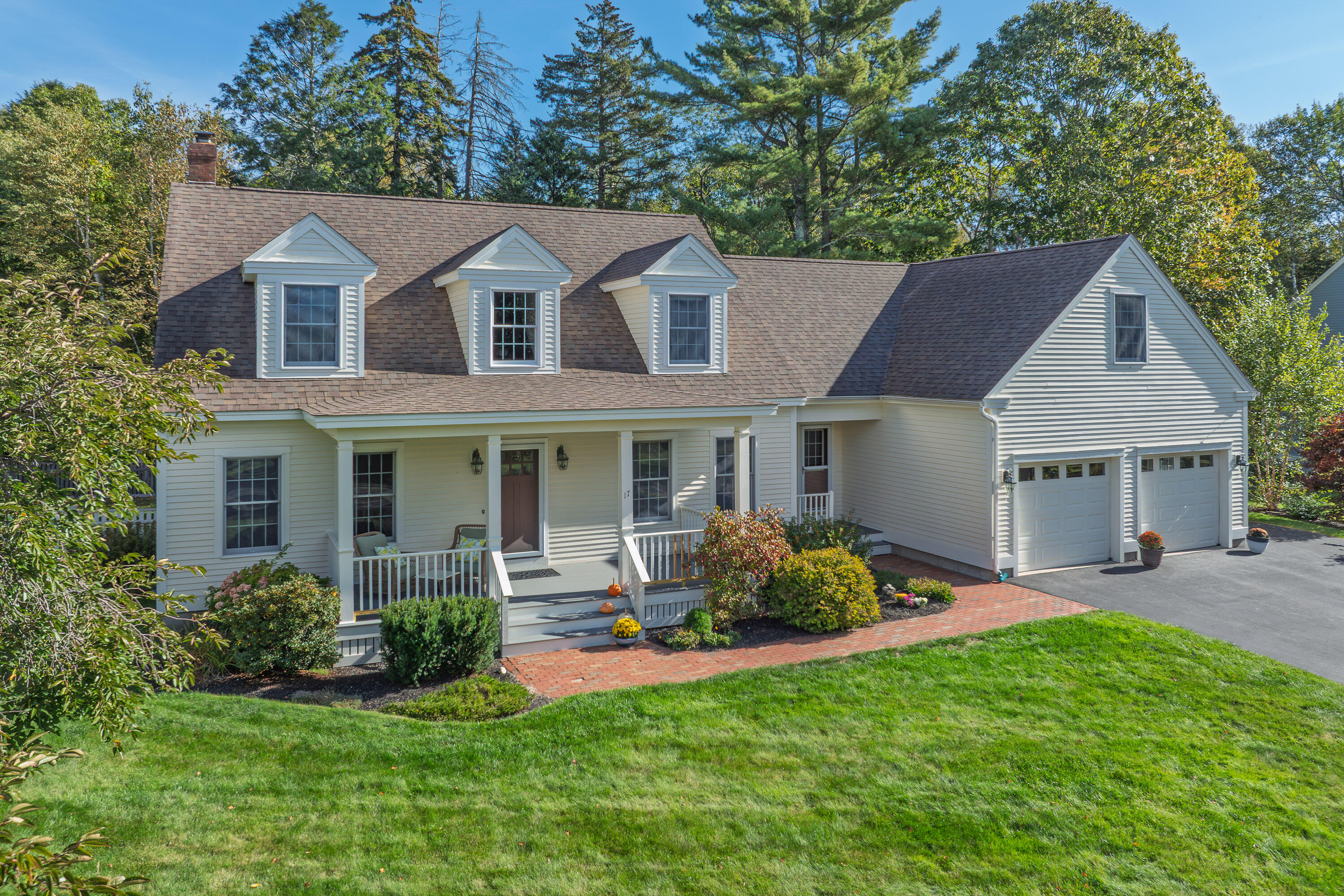 17 Cross Hill Road Cape Elizabeth ME 04107