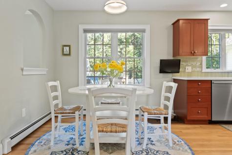 17 Cross Hill Road Cape Elizabeth ME 04107