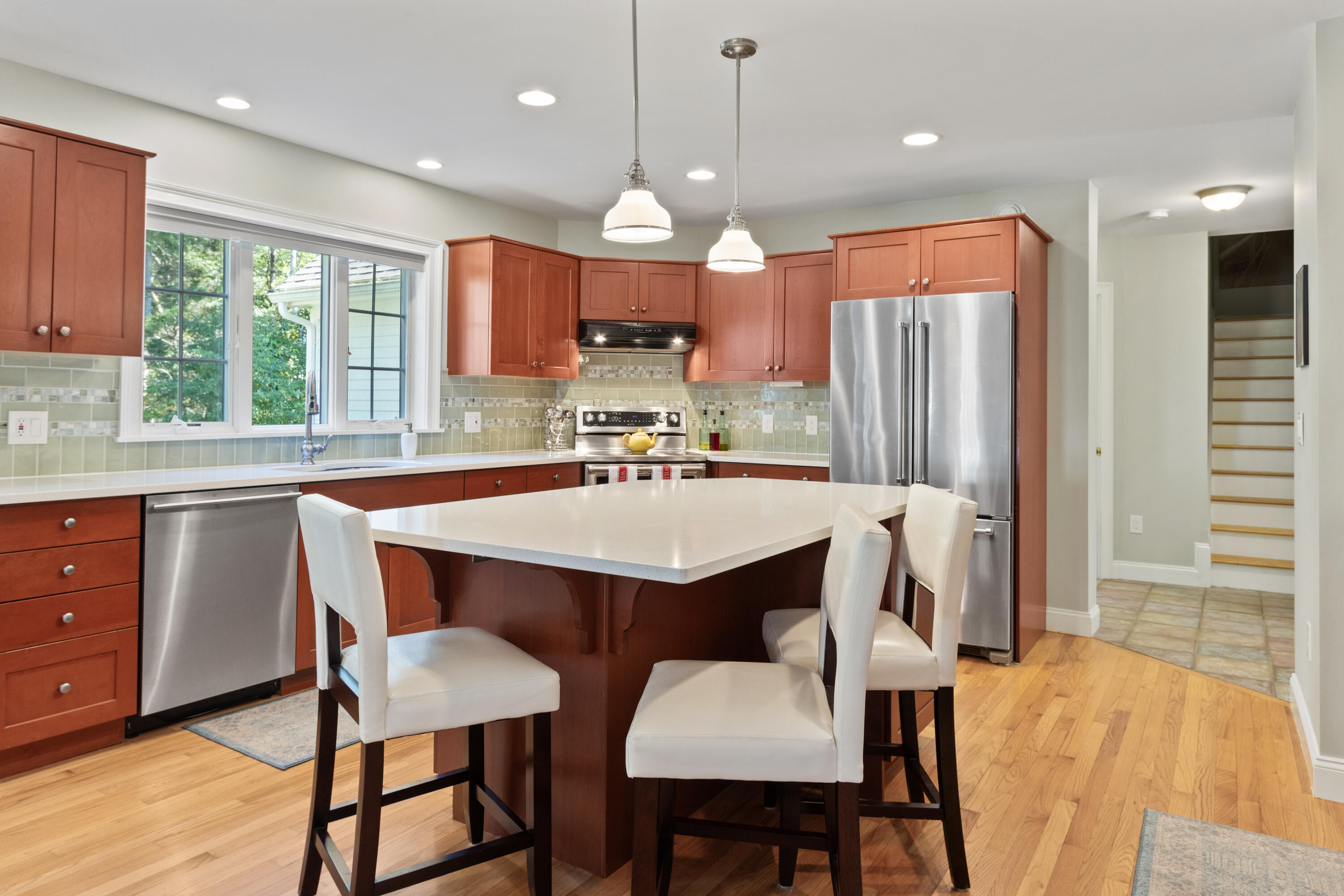 17 Cross Hill Road Cape Elizabeth ME 04107