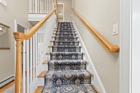 17 Cross Hill Road Cape Elizabeth ME 04107