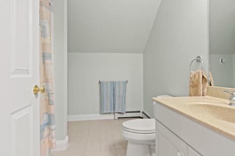 17 Cross Hill Road Cape Elizabeth ME 04107