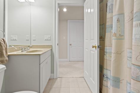 17 Cross Hill Road Cape Elizabeth ME 04107