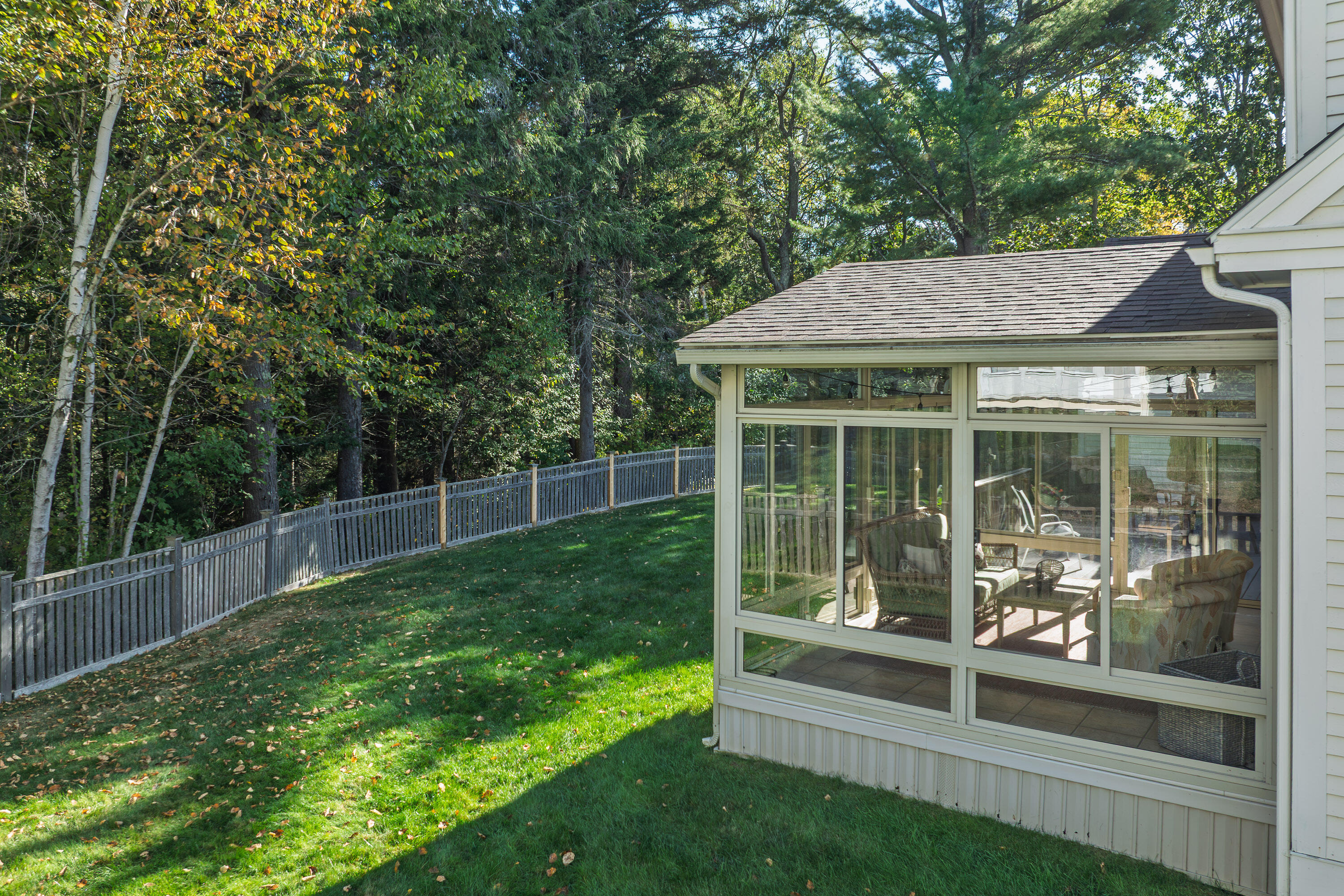 17 Cross Hill Road Cape Elizabeth ME 04107