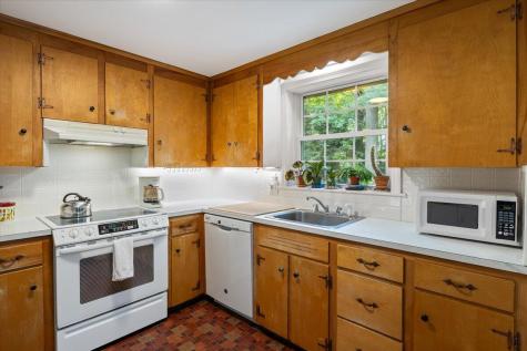 6 Cottage Farms Road Cumberland ME 04021