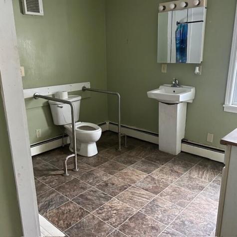 10 Lookout Avenue Dover-foxcroft ME 04426