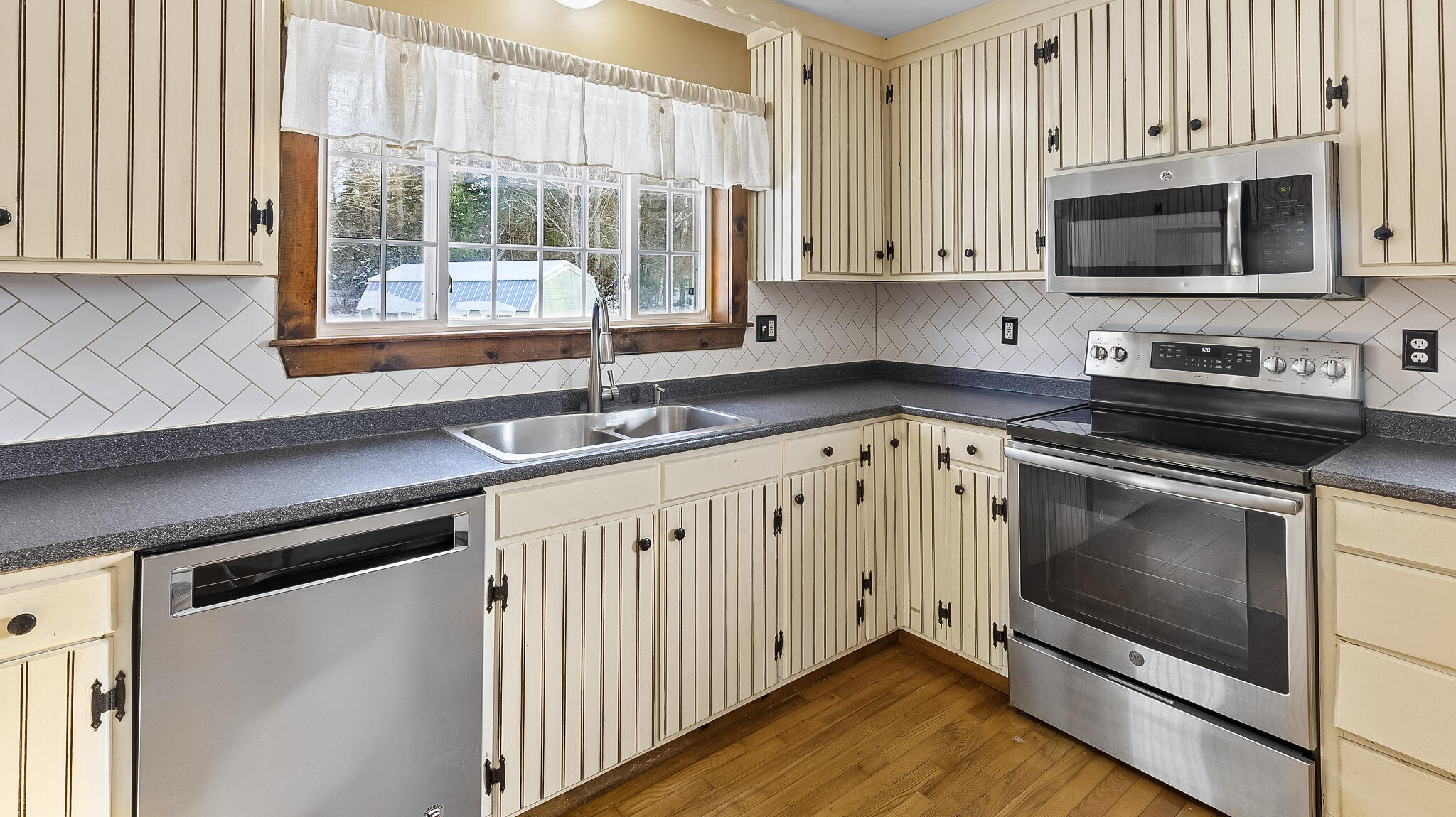 2206 Carmel Road N Newburgh ME 04444