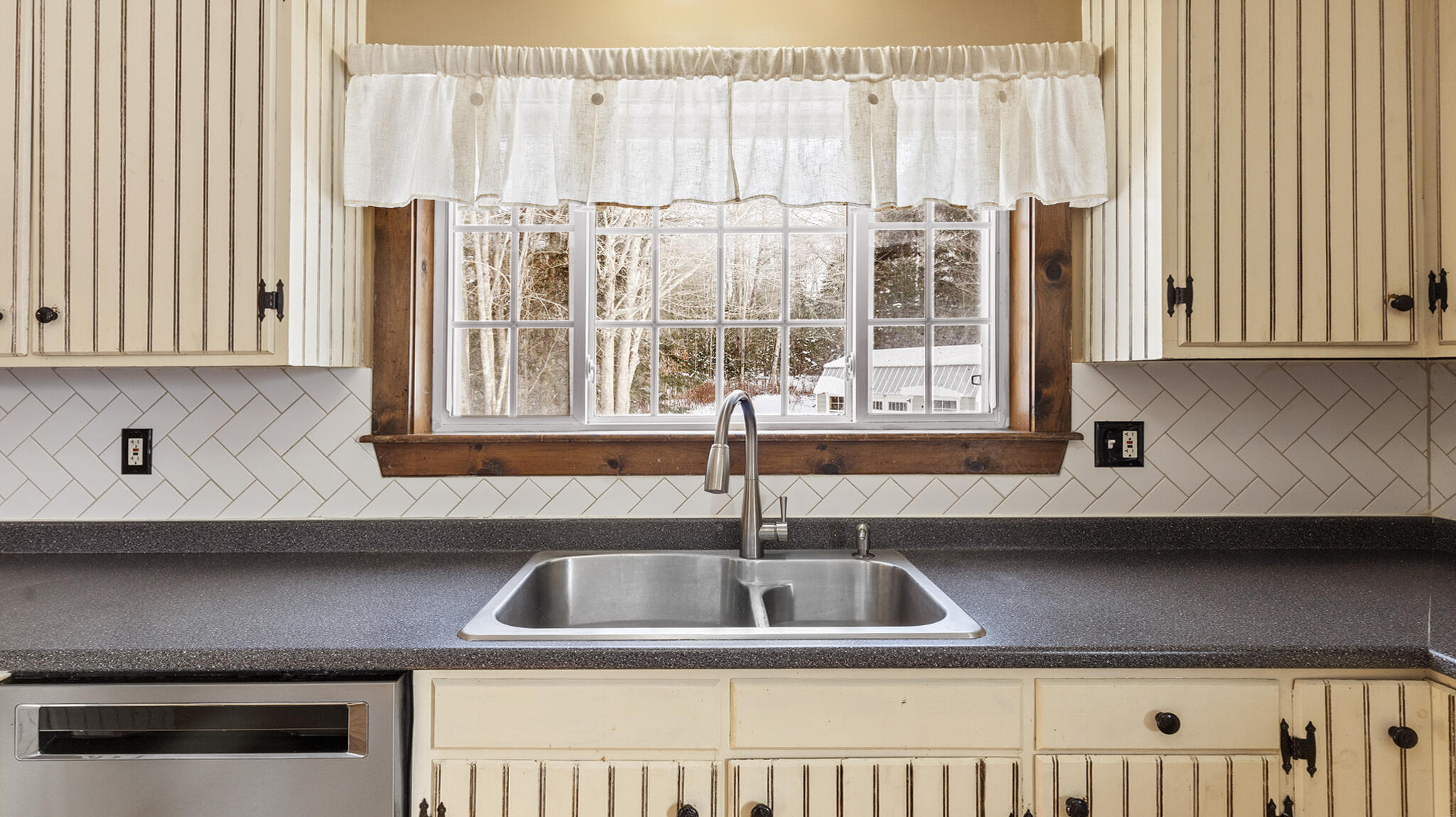 2206 Carmel Road N Newburgh ME 04444