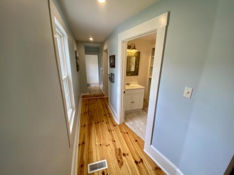 760 West Auburn Road Auburn ME 04210