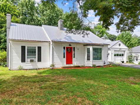 148 1st Rangeway Waterville ME 04901