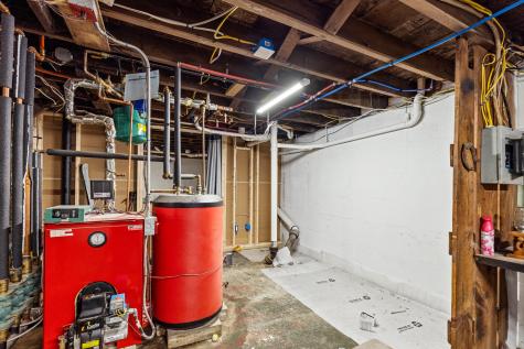 148 1st Rangeway Waterville ME 04901