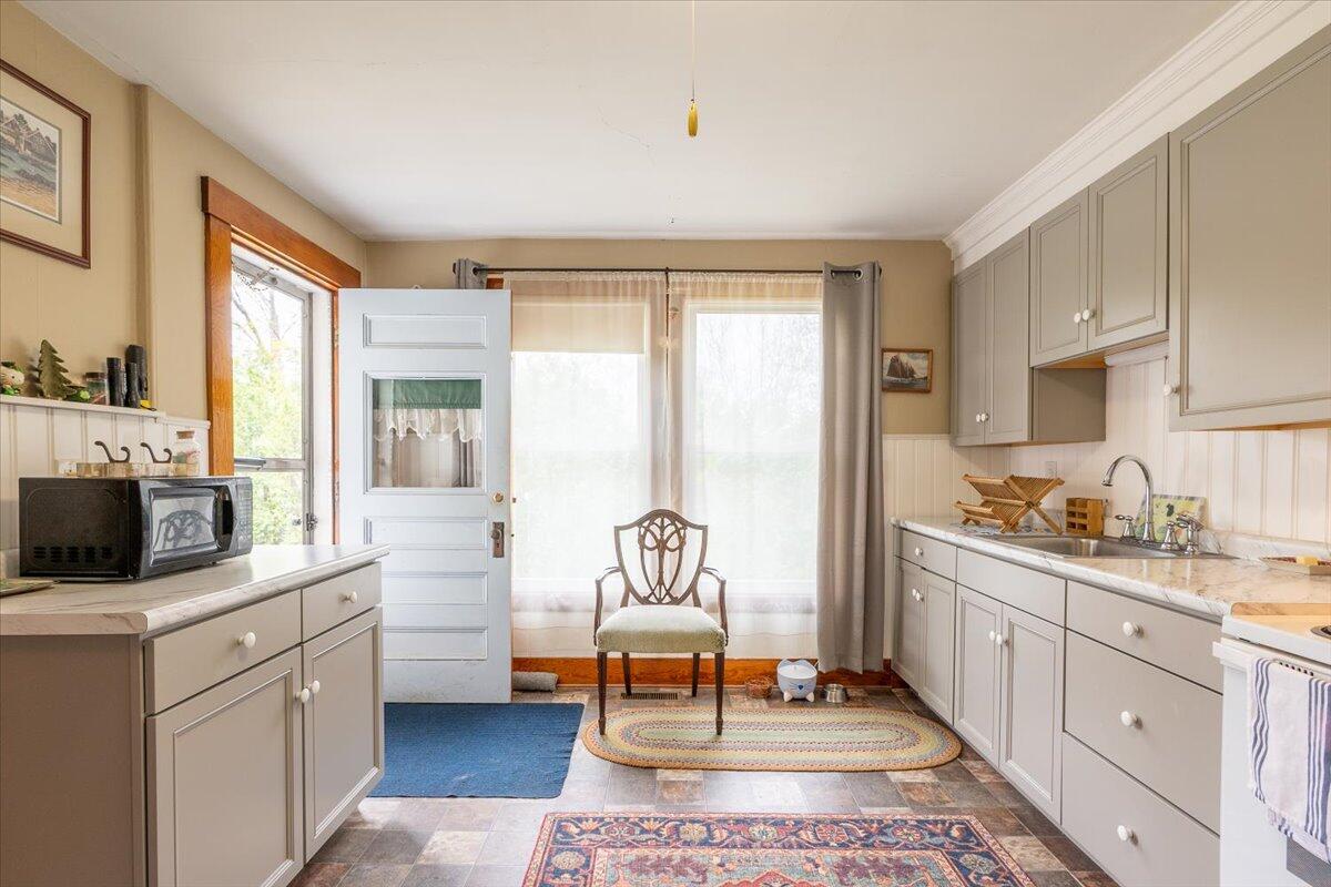 127 Harbor Road Friendship ME 04547