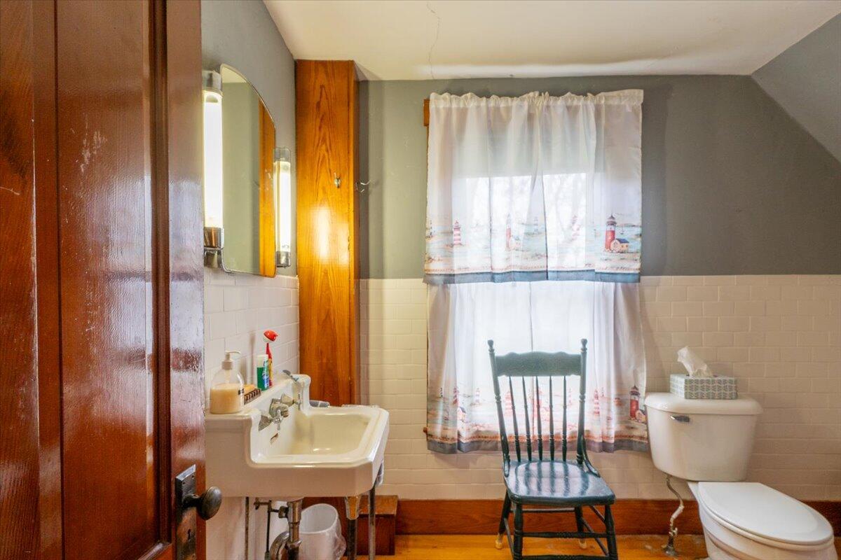 127 Harbor Road Friendship ME 04547