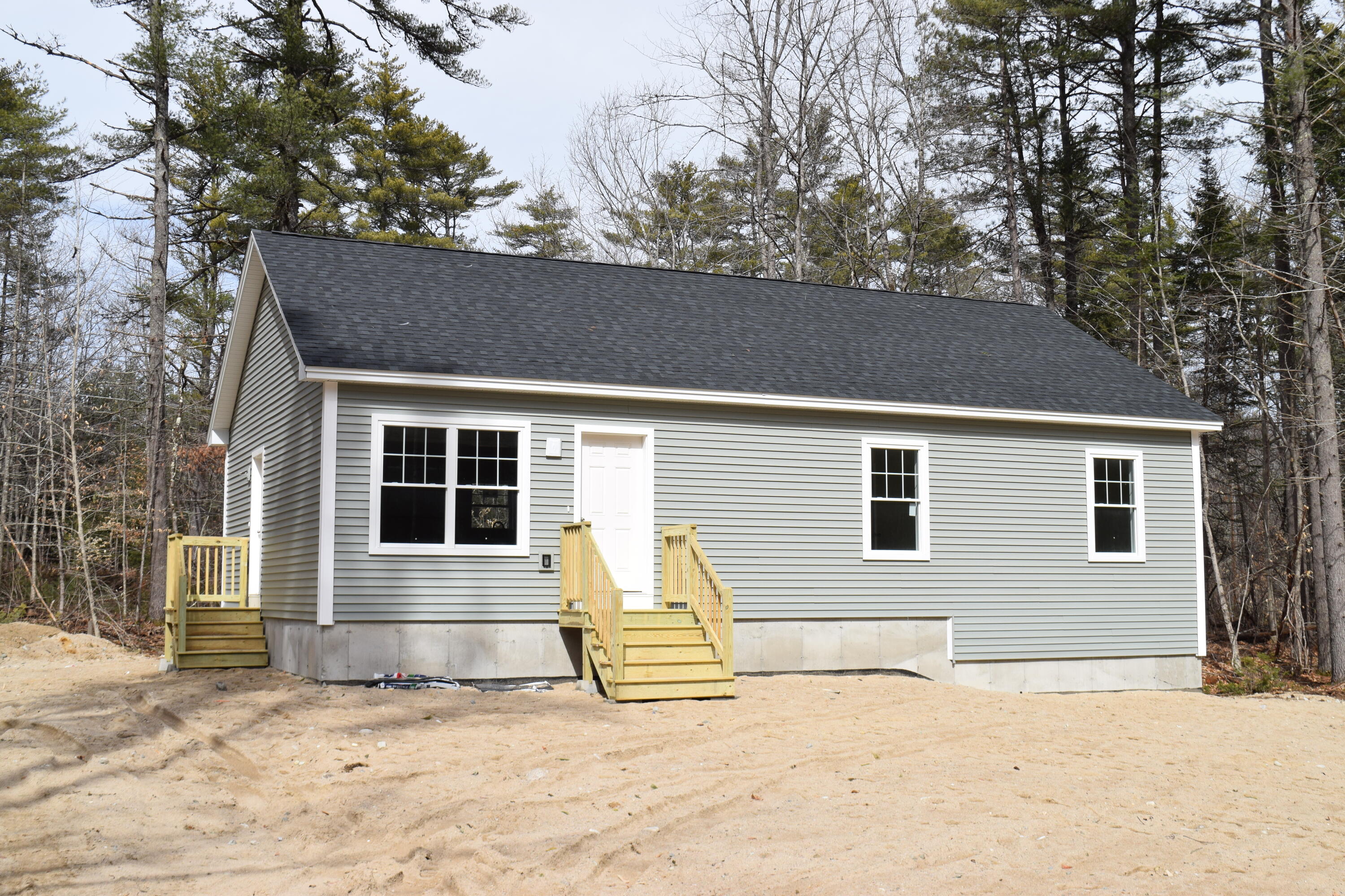 48 Fisher Drive Limerick ME 04048