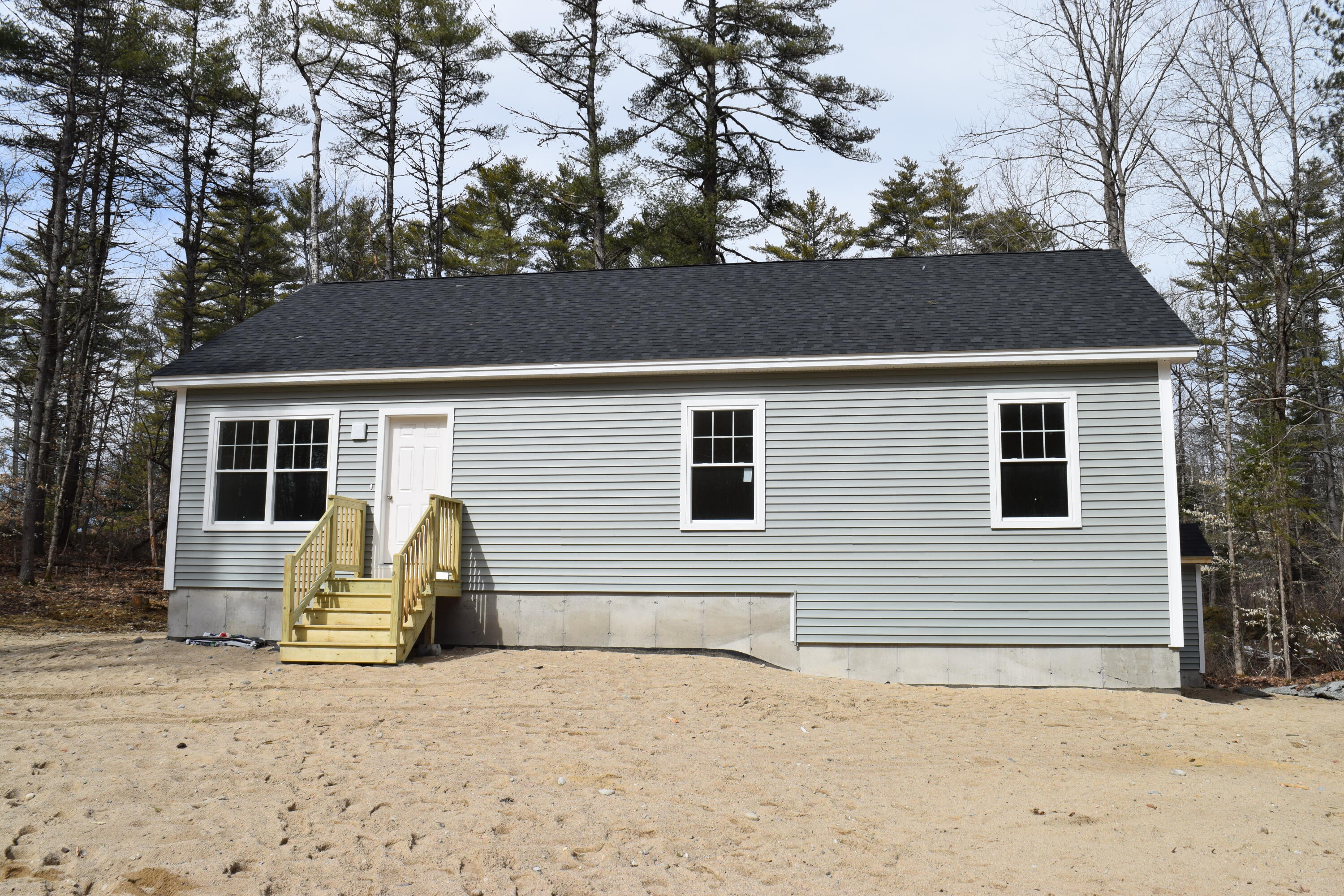 48 Fisher Drive Limerick ME 04048