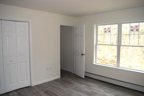 48 Fisher Drive Limerick ME 04048