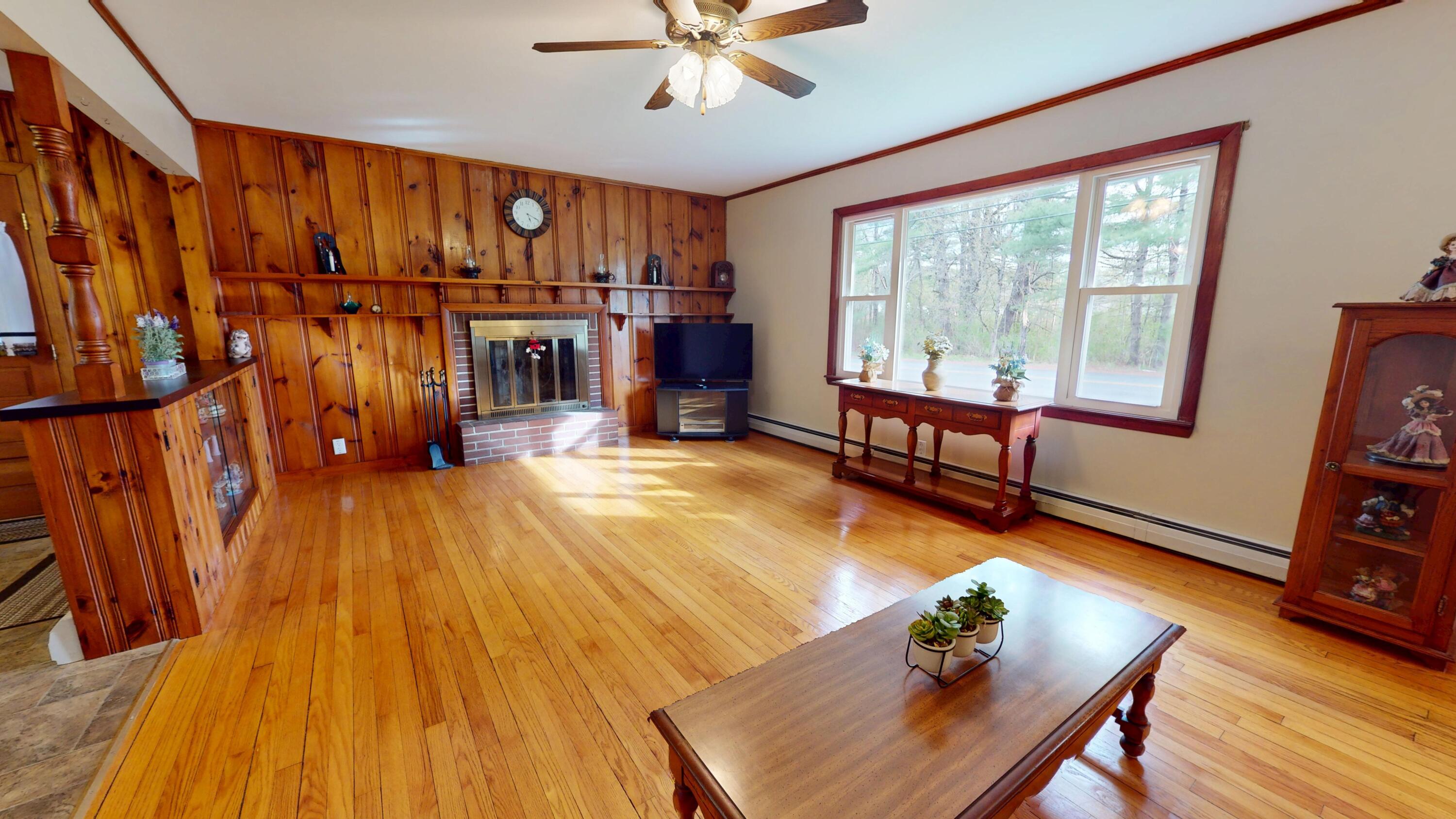 48 S Lisbon Road Lewiston ME 04240