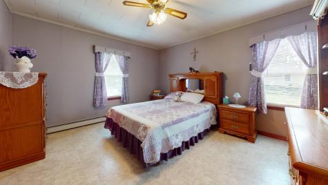 48 S Lisbon Road Lewiston ME 04240