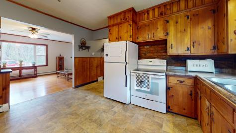 48 S Lisbon Road Lewiston ME 04240