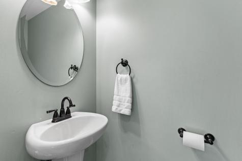 58 Hardy Road Falmouth ME 04105